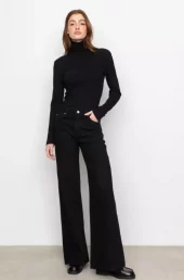 Taylor : Black