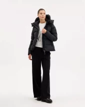 Stella : Black