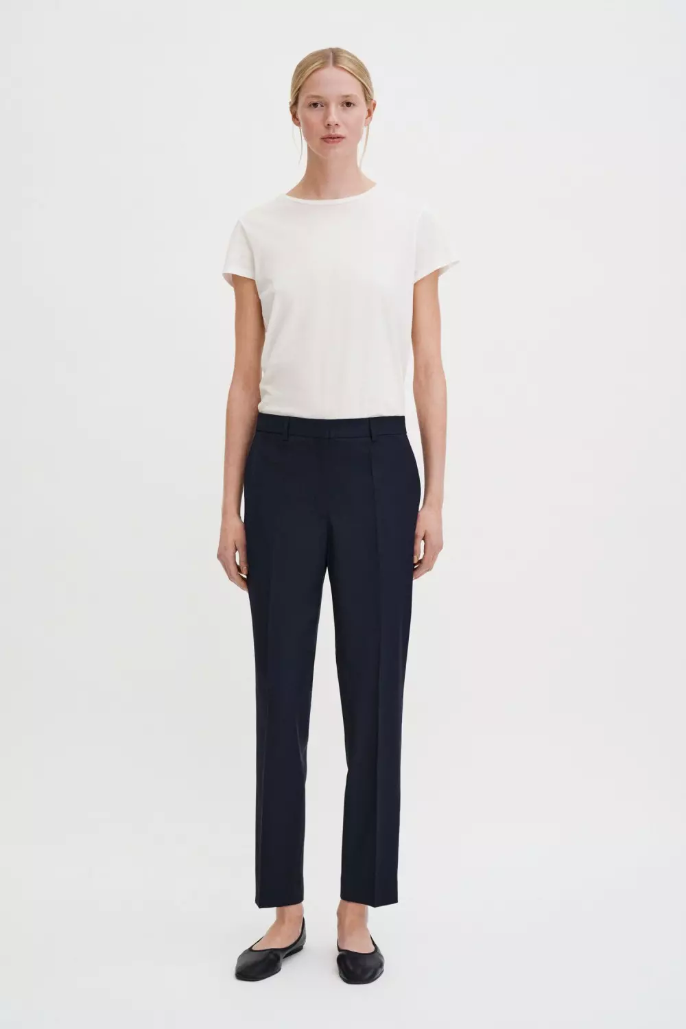 Emma Cropped Cool Wool Trouser : Dark Navy