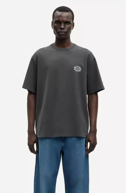 Sagergei T-Shirt : Black Tanline