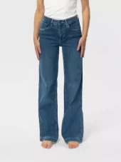 The Victoria Jean : Vintage Blue