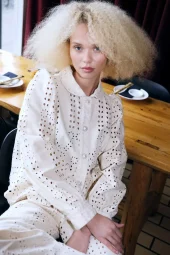 Spirit Cras Shirt : Off White