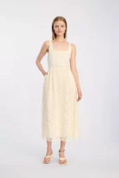 Bronia : Ivory