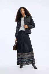 Taulla: Print Black