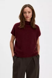 Ximena Sweater : Mahogany Red