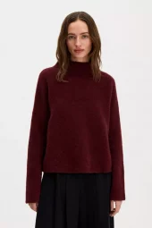 Mika Yak Funnelneck Sweater : Mahogany Red