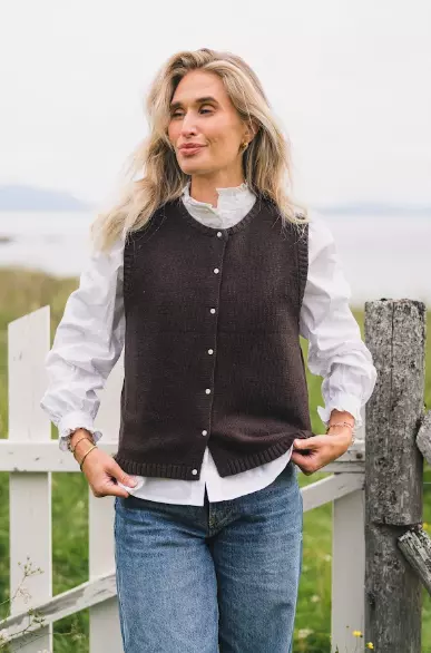 Raus Emma Vest : Black Coffee