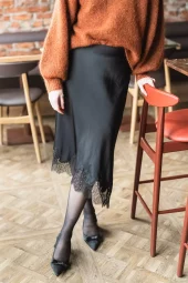 Raus Trine Skirt : Black