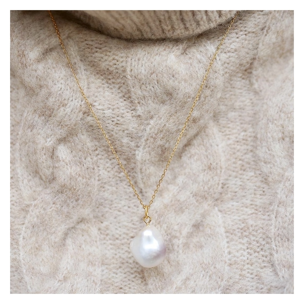Enamel, Necklace Baroque Pearl