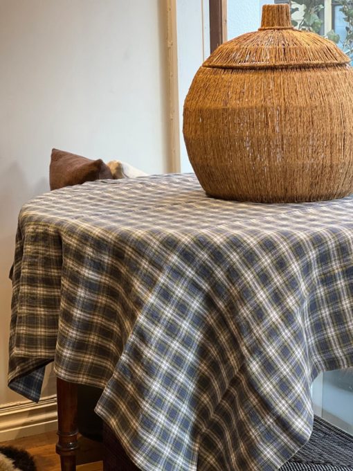 Line particulier, Tablecloth Scottish tartan 140x250