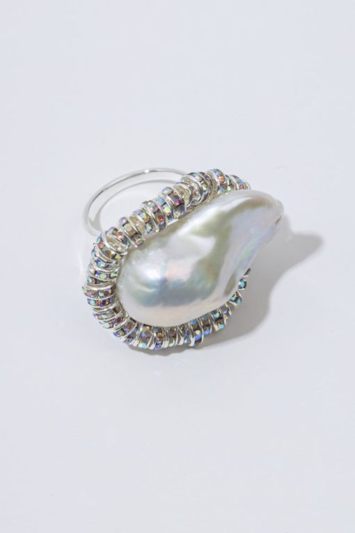 Pearl Octopuss.y, Diamond baroque ring