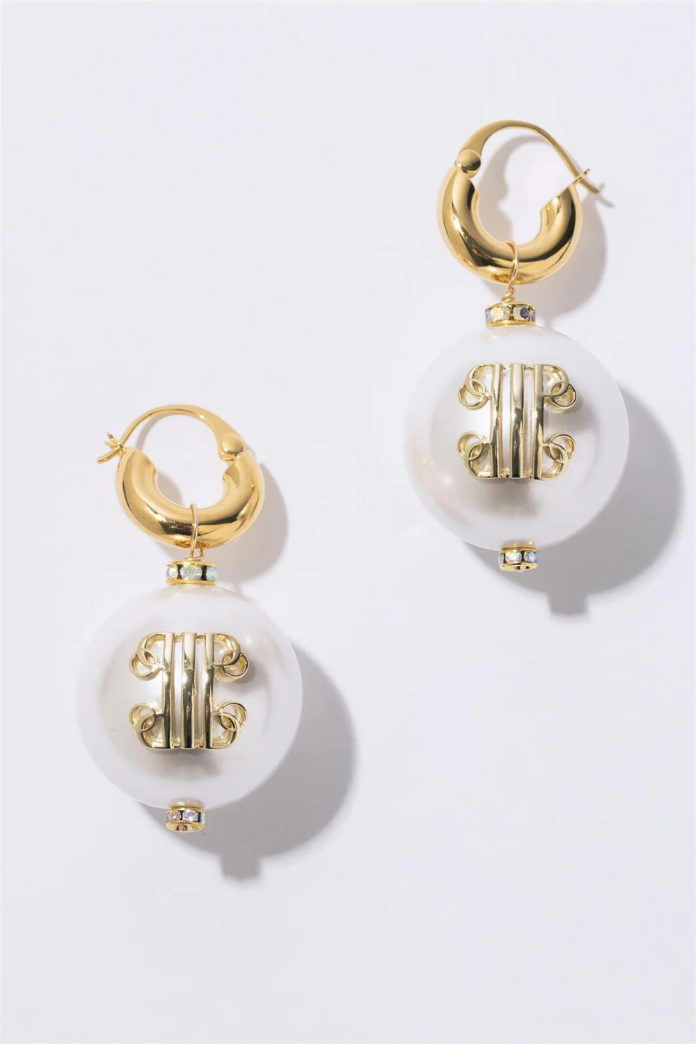 Pearl Octopuss.Y, Monogram earrings