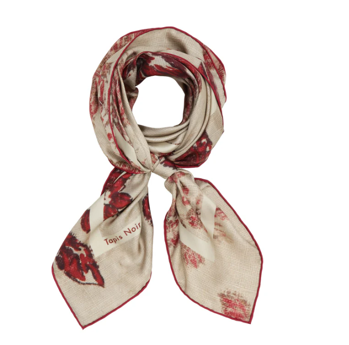 Tapis Noir, Classical Beige Pink scarf