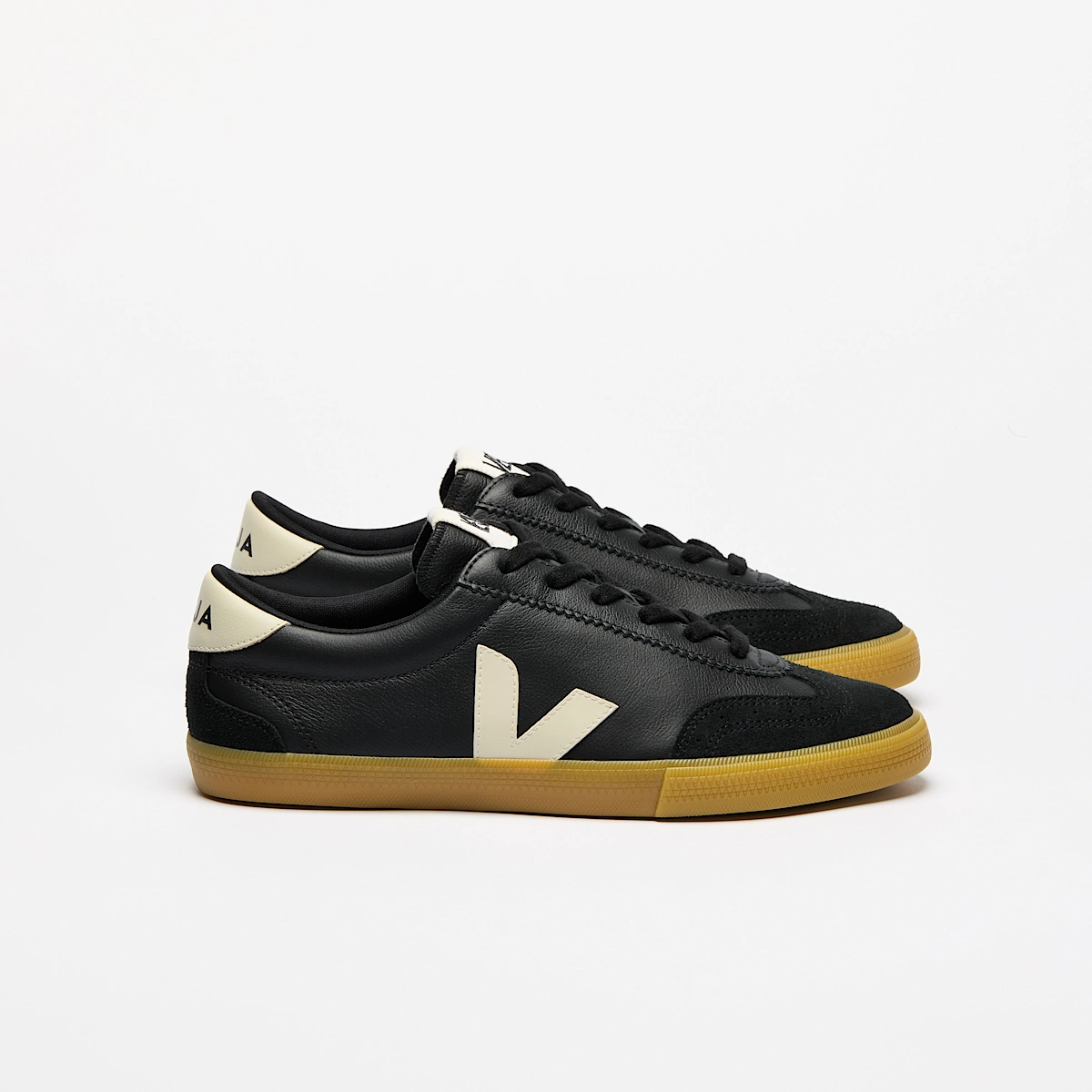 Veja, Volley Leather black pierre