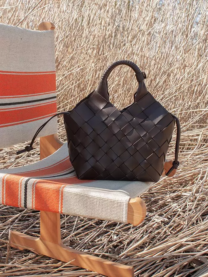 Cala Jade, Misu Umber