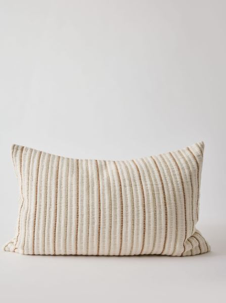 Tell me more, Lola cushion cover