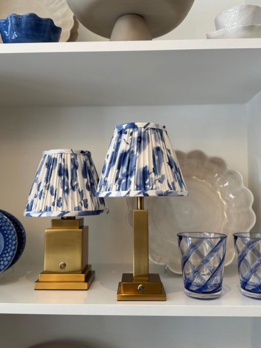Von Norten, Athena Blue magnolia slim