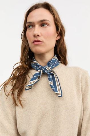 Skall studio, Skall classic scarf