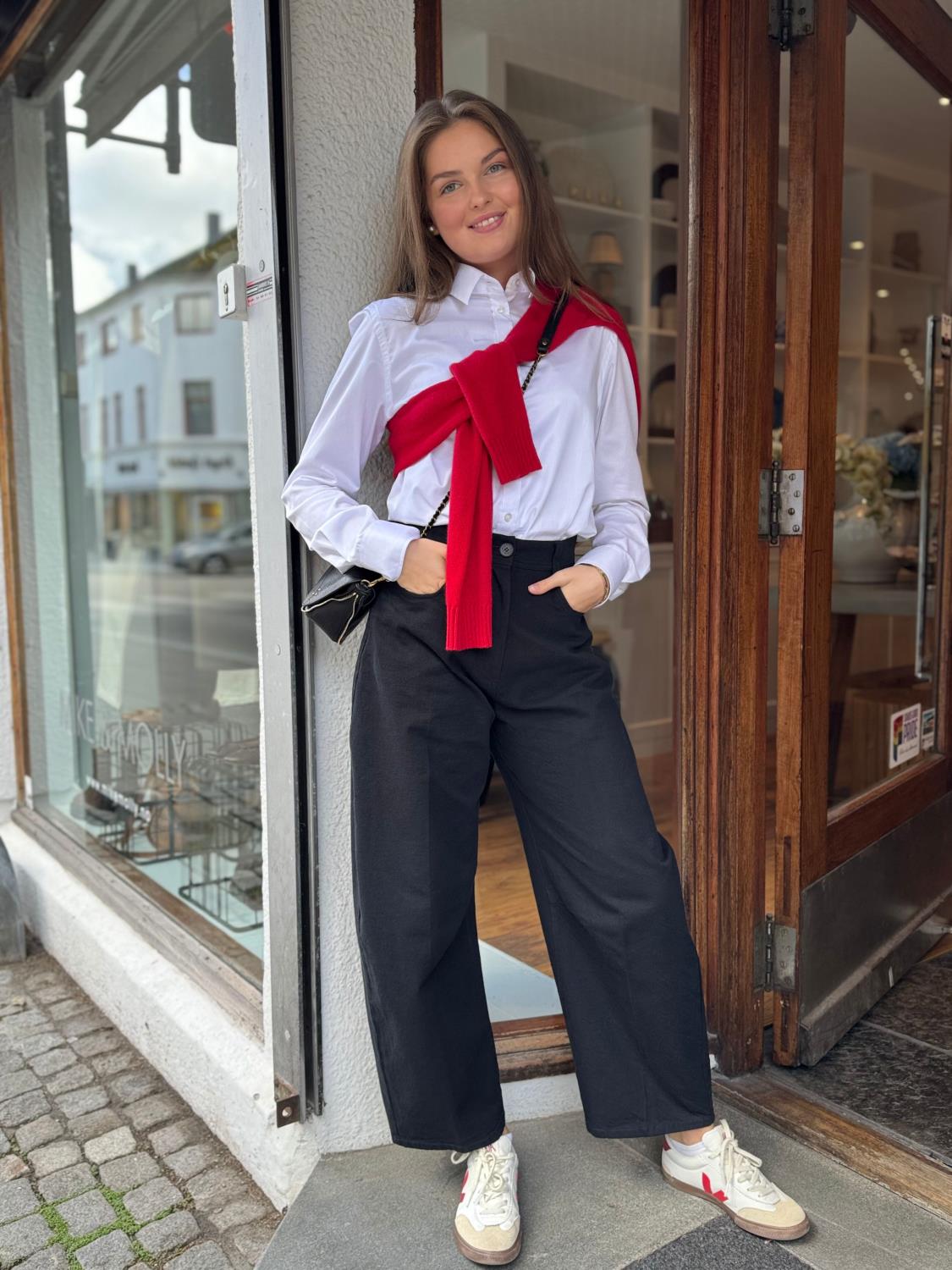 MKDT, Pella cotton twill