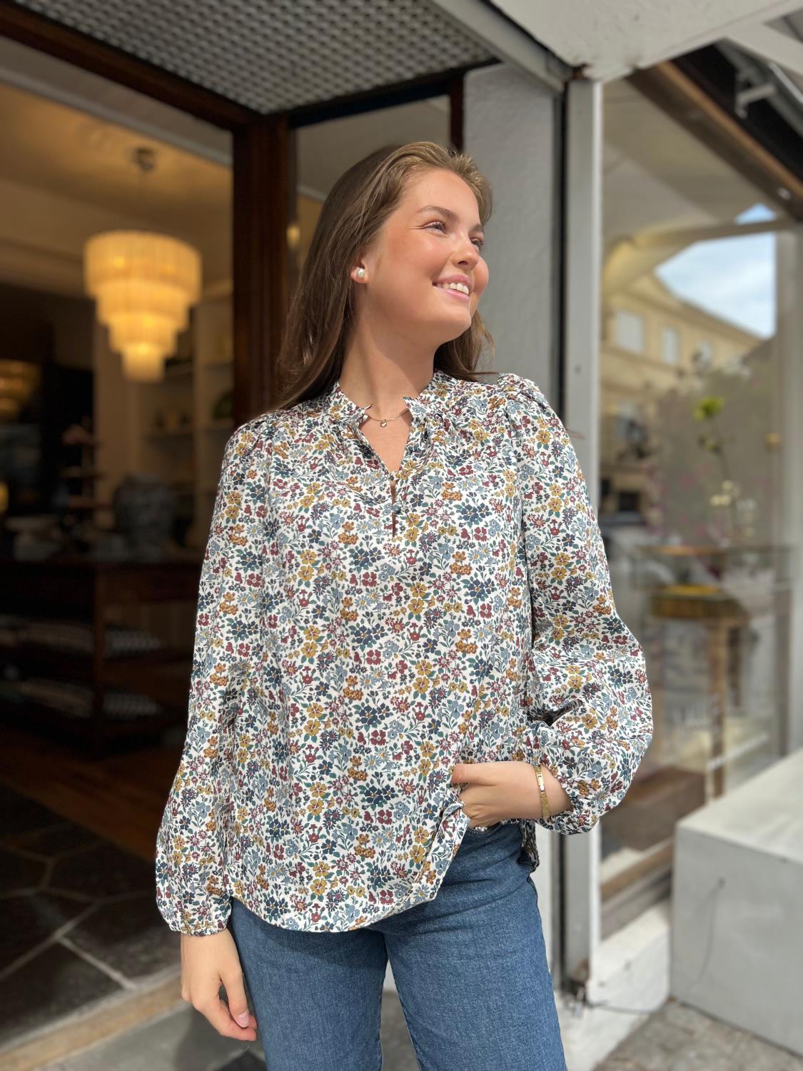 APOF, Audrey shirt annabella