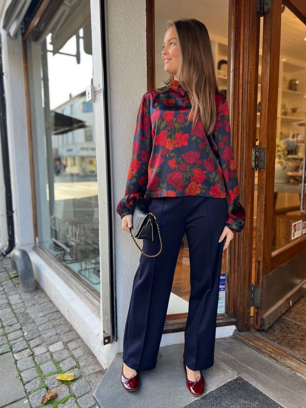 Stella Nova, Silk blouse flower forest