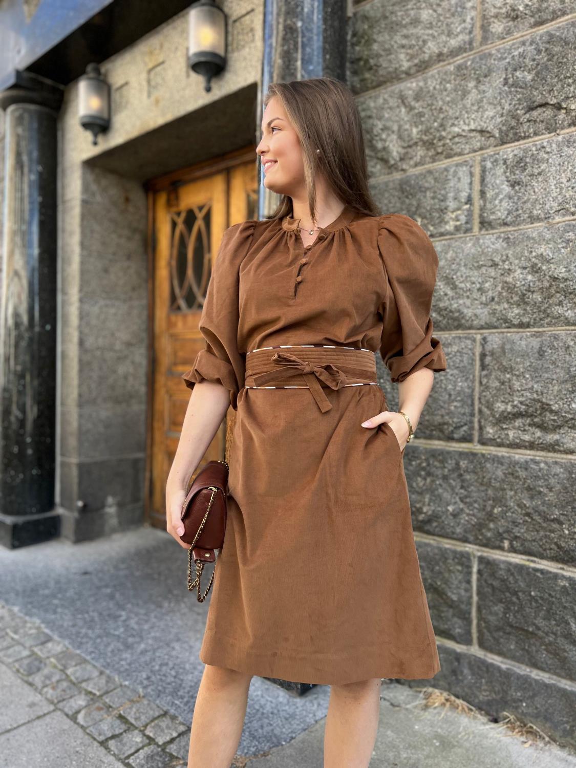 APOF, New madeleine dress