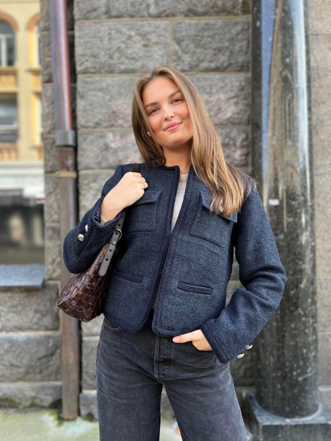 Suncoo, Veste denzel