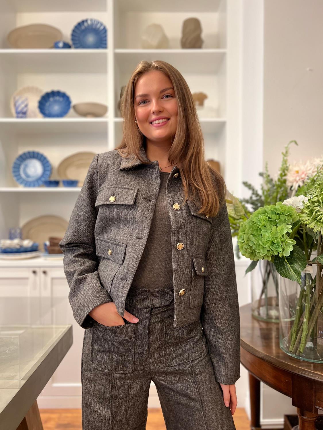 Suncoo, Veste dexter