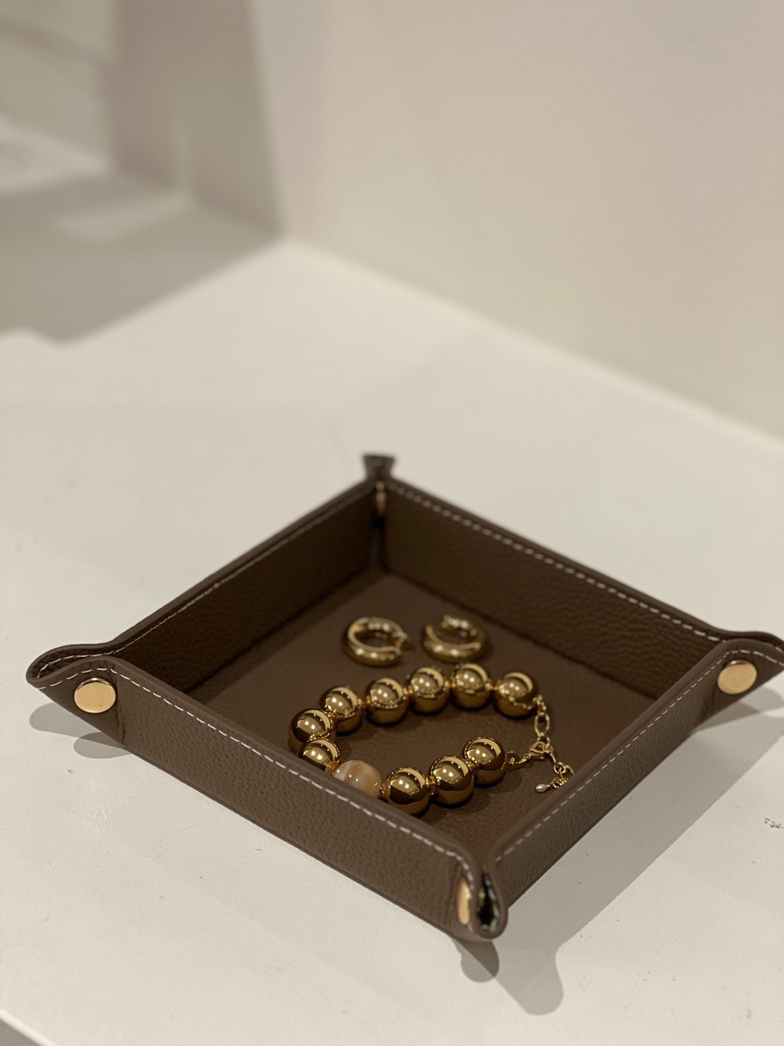 Hazel, Travel Tray Taupe