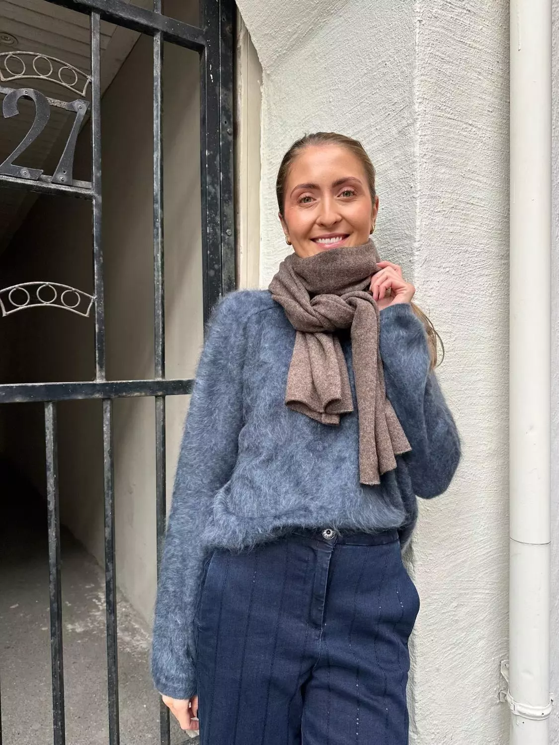 Lisa Yang, Lexia Sweater