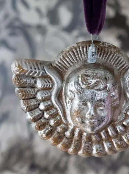 Deus living, Silvered angel's head & wings