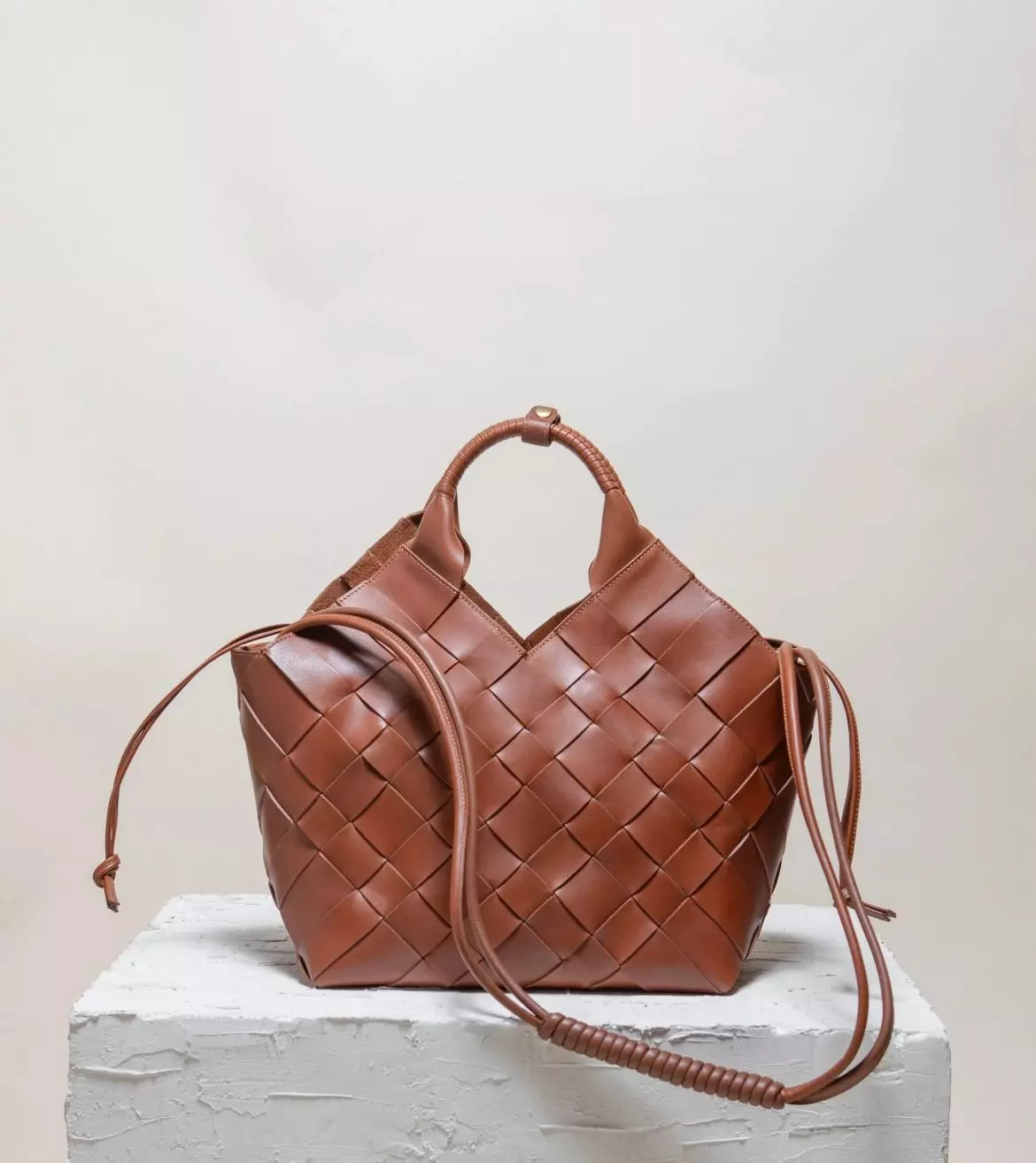 Cala Jade, Misu Nutmeg L