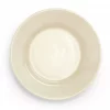 Mateus, Basic Tallrik 21 cm sand. En beige tallerknen med hvit bakgrunn. Frokosttallerknen