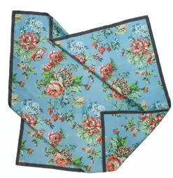 Tapis Noir, Classical Elisabeth Scarf