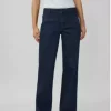 My Essential Wardrobe, 30 The Lara 115
