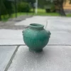 The vanilla remedy, Grønn rustikk vase