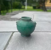 The vanilla remedy, Grønn rustikk vase