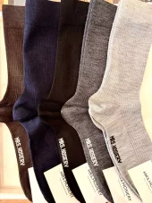 Mrs. Hosiery, Fine Crew Sock Dark Brown
