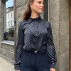Dea Kudibal, Umas Bluse Meadow Midnight