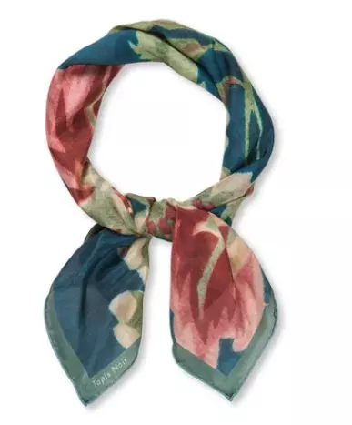 Tapis Noir, Light Small Gail Scarf