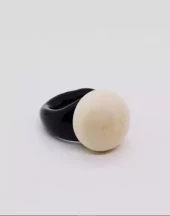 Casa Ayllon, Siglo Ring (Black/Ivory)