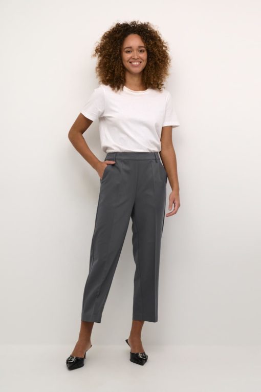 Sakura HW Cropped Pants