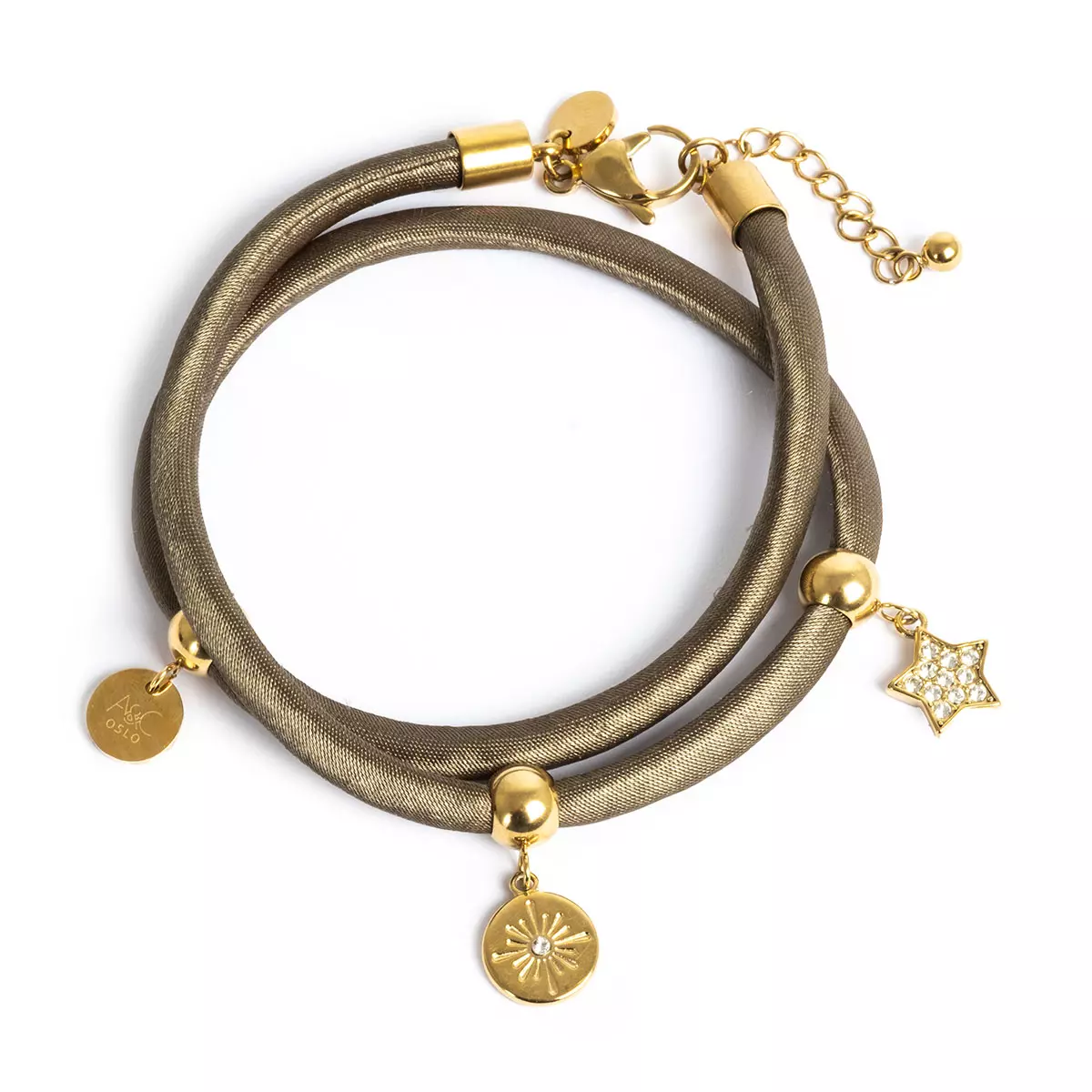 To rads satengarmbånd med charms