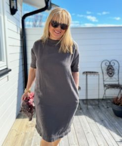 11005 Dress w/Collar