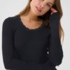 KAomi u-neck Tee