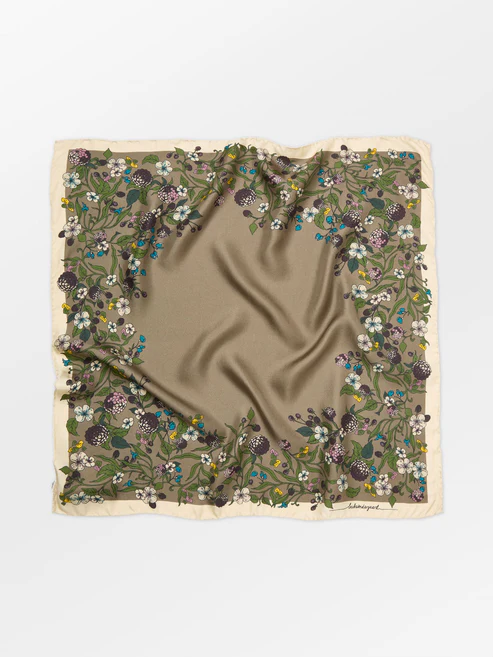 Autumn Blackberry Sia Scarf