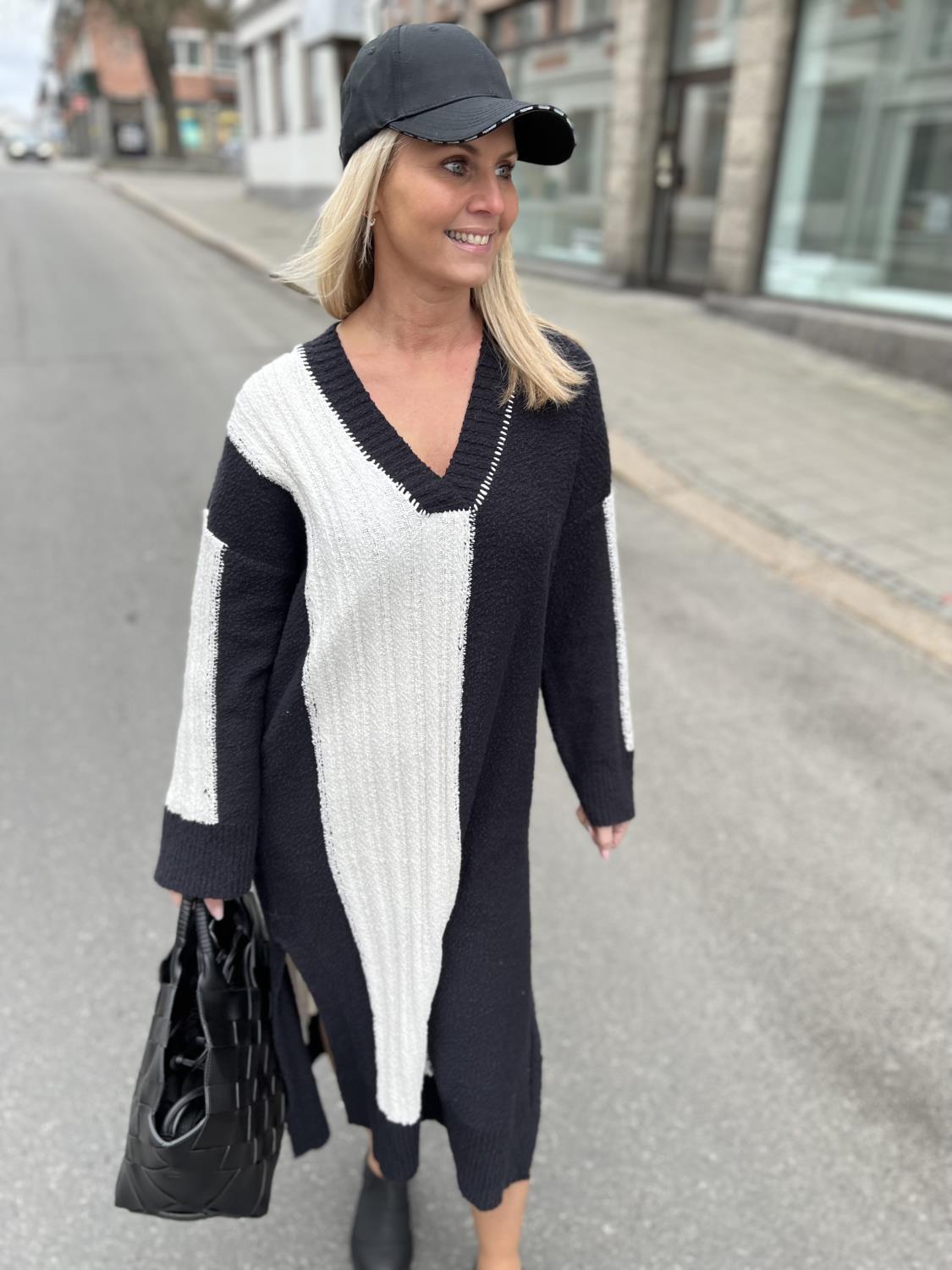 Fossveien Knit Dress - Holzweiler