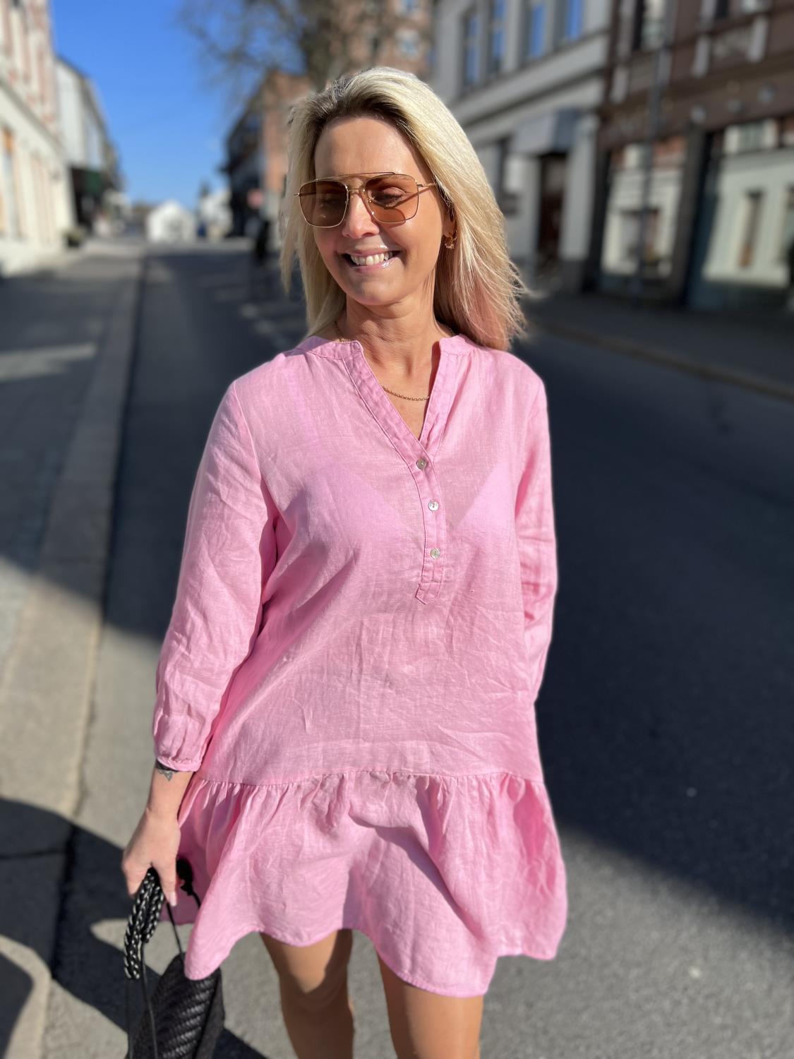 Doria Linen Dress Pink - Alma