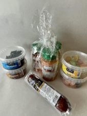 Produktpakke med Grillmix-pakke, 4 godteribokser og Godbit snabb fra Eidsmo kjøtt