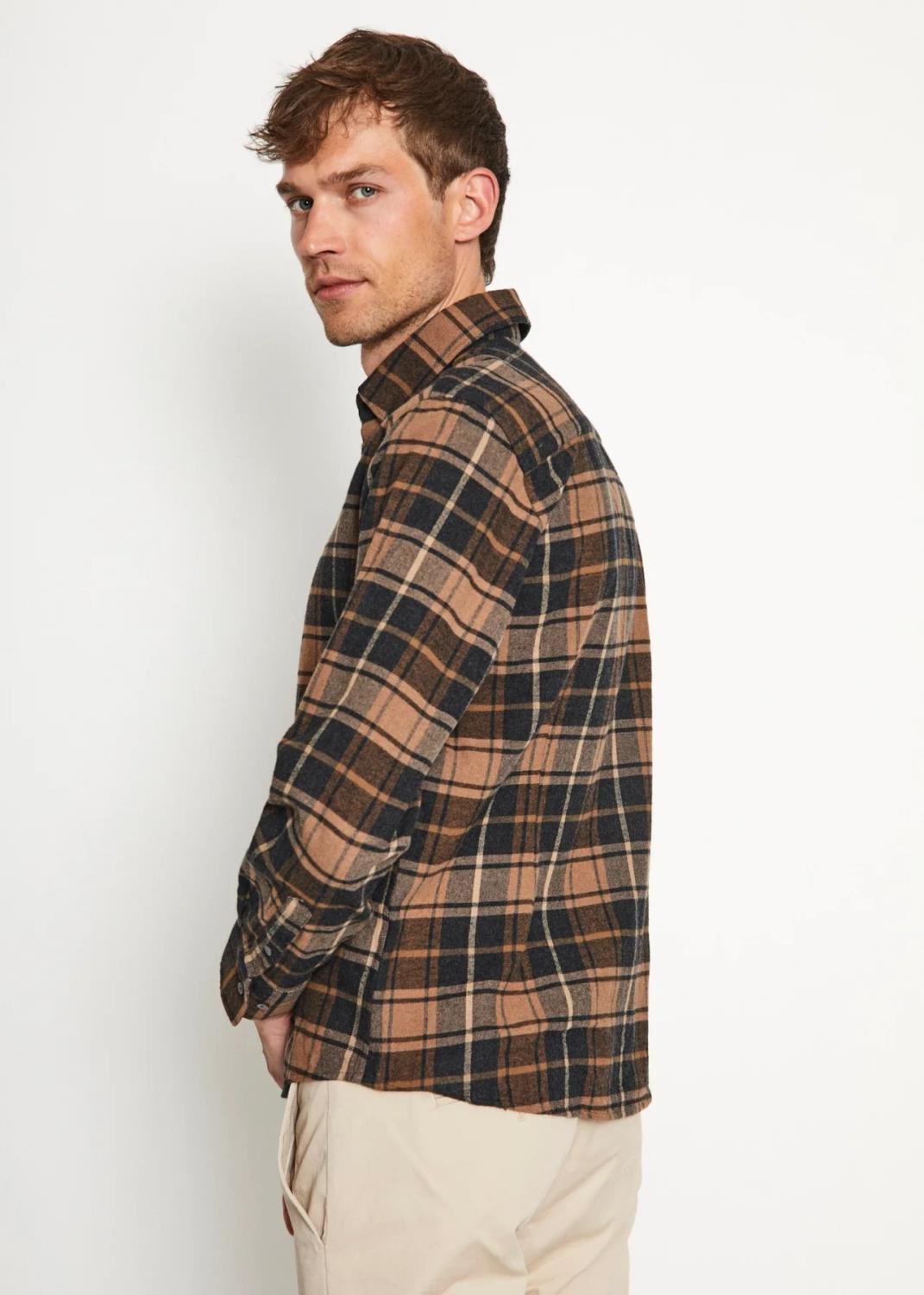 gallery-6196-for-2302-20005-sarazen-brown